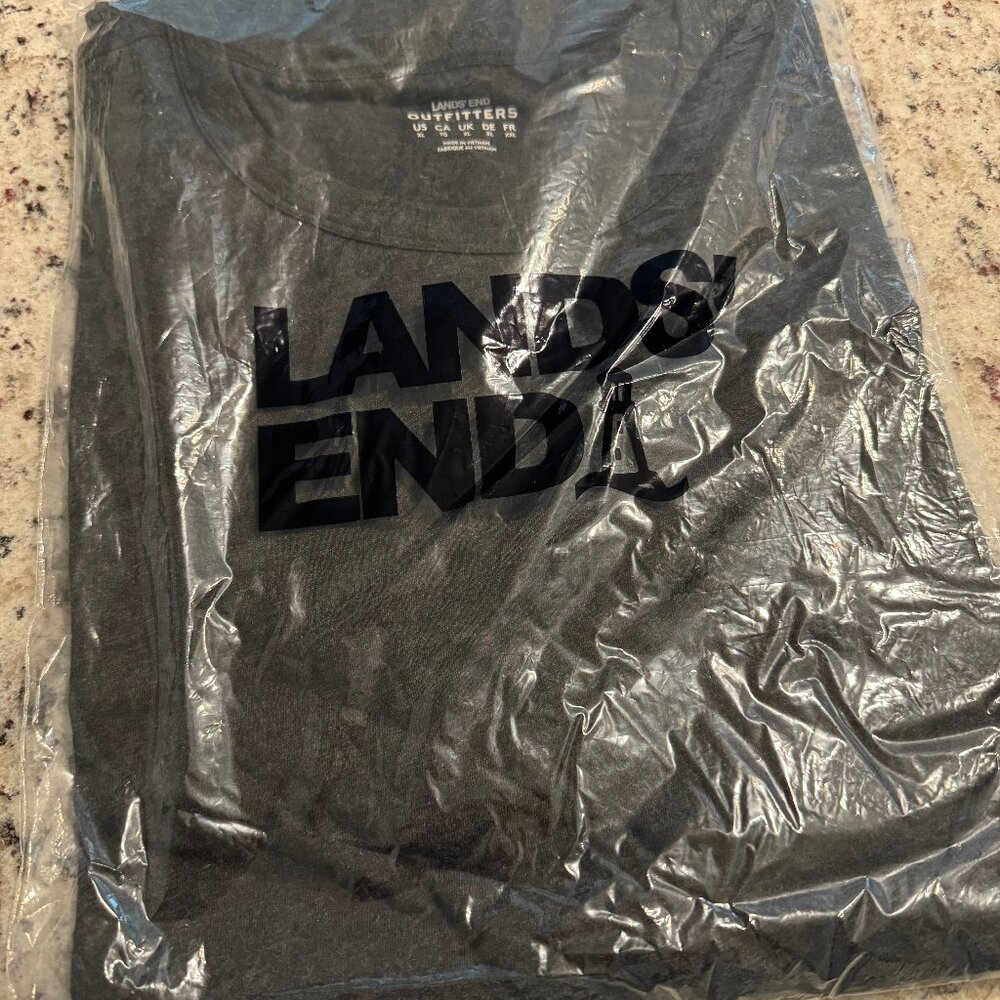 BRAND NEW WITH TAGS Mens Dark Gray Lands End Layering Tee